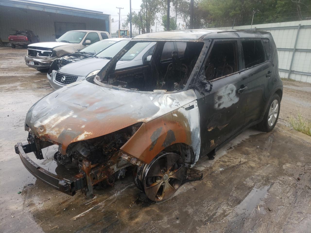 Photo 2 from auction – 2015 KIA SOUL with VIN KNDJN2A26F7779325