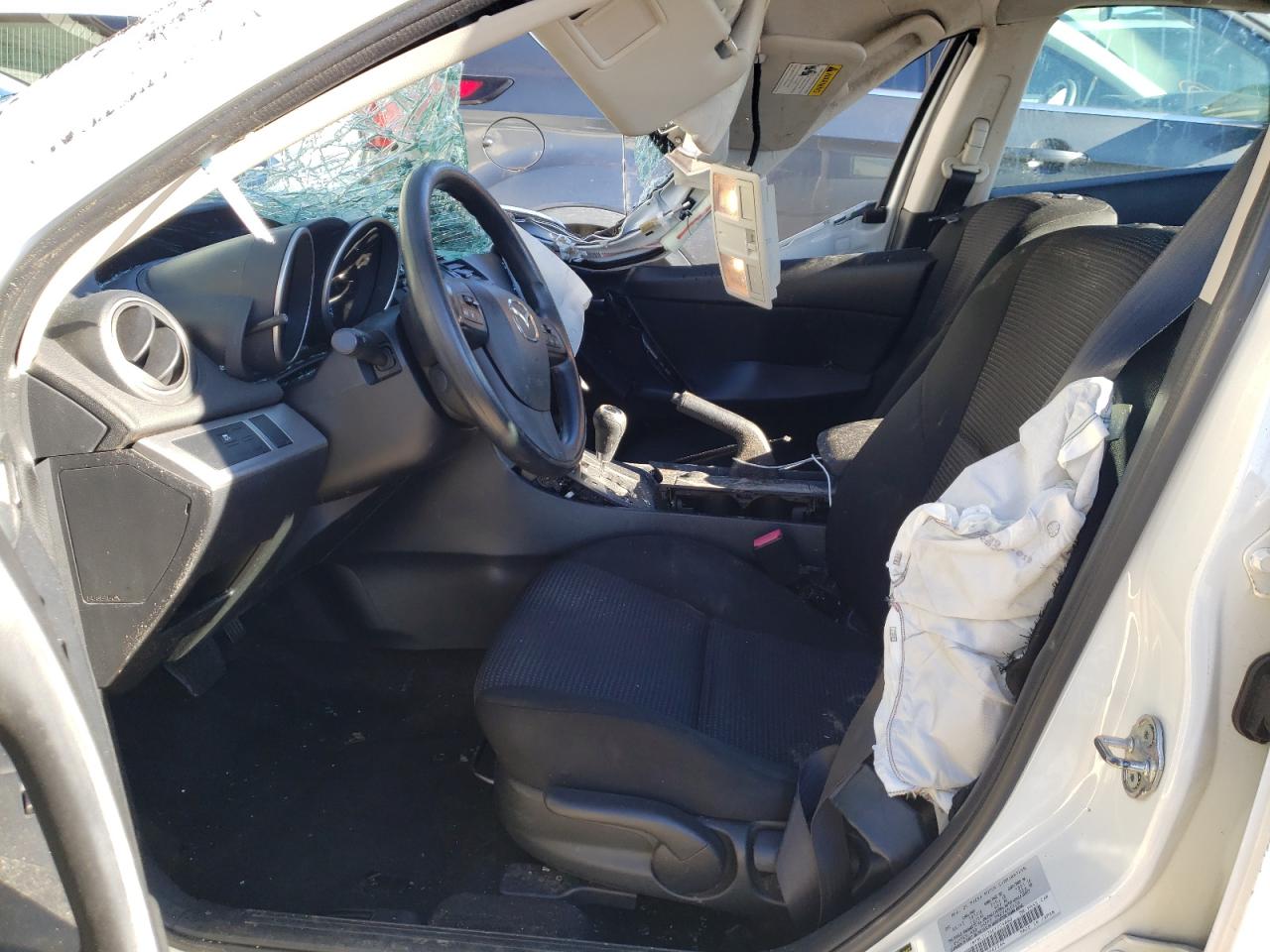 Photo 5 from auction – 2013 MAZDA 3 I with VIN JM1BL1U76D1704880