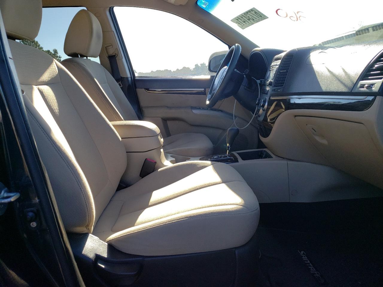 Photo 5 from auction – 2010 HYUNDAI SANTA FE G with VIN 5NMSG3AB9AH348810