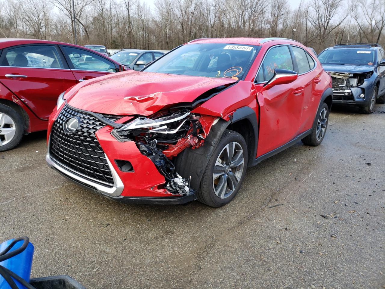 Photo 2 from auction – 2021 LEXUS UX 200 with VIN JTHX3JBH8M2036185