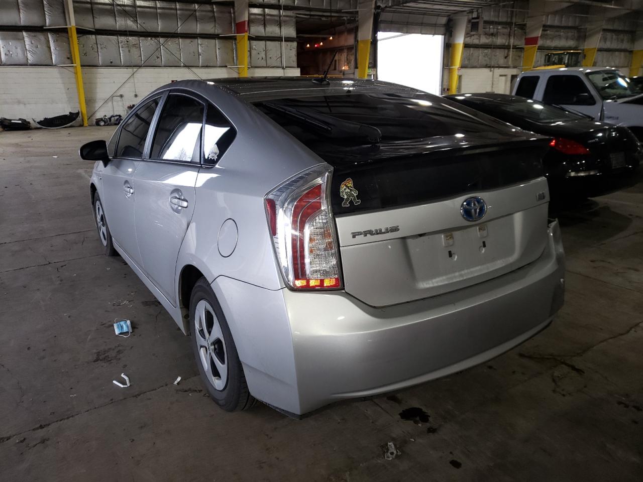 Photo 3 from auction – 2014 TOYOTA PRIUS with VIN JTDKN3DU7E1772750