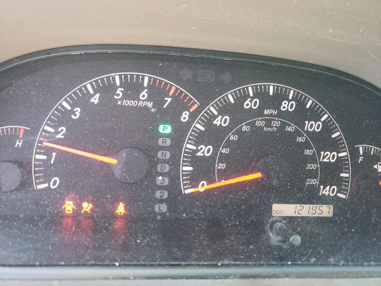 Photo 8 from auction – 2005 TOYOTA CAMRY LE with VIN 4T1BF30K35U083266