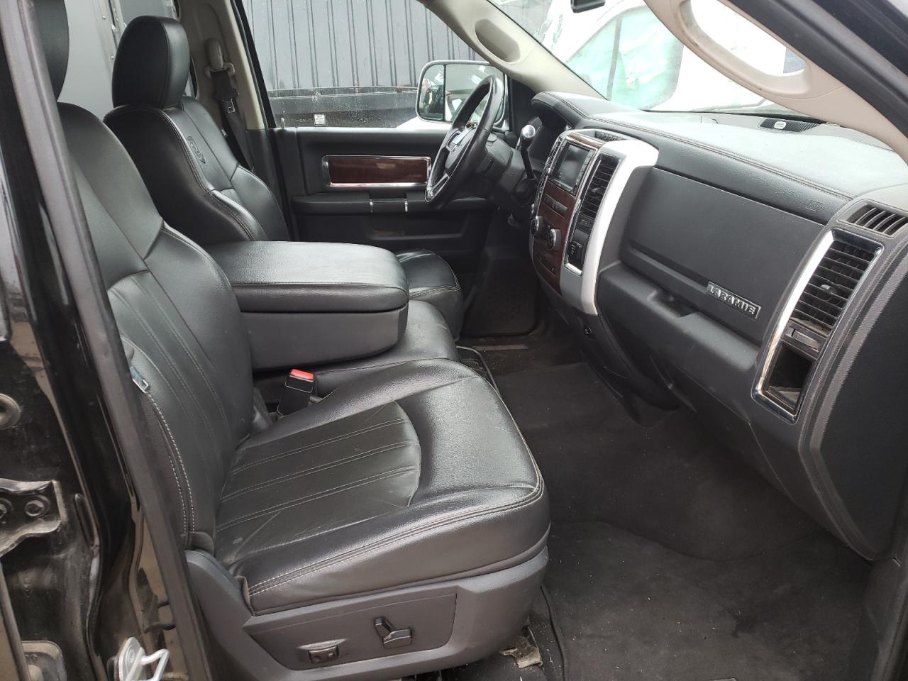 Photo 5 from auction – 2012 DODGE RAM 3500 L with VIN 3C63DRMLXCG302669