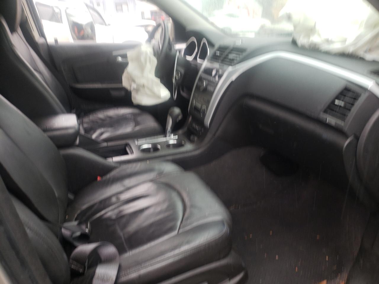Photo 5 from auction – 2012 CHEVROLET TRAVERSE L with VIN 1GNKRJED2CJ184167