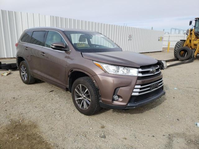 TOYOTA HIGHLANDER 2017 z numerem VIN 5TDKZRFH9HS216647 - Zdjęcie z aukcji