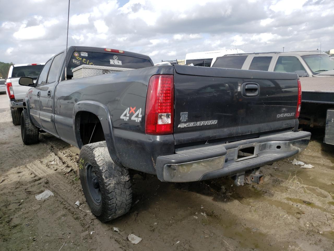 Photo 3 from auction – 2003 CHEVROLET SILVERADO with VIN 1GCHK23133F241226