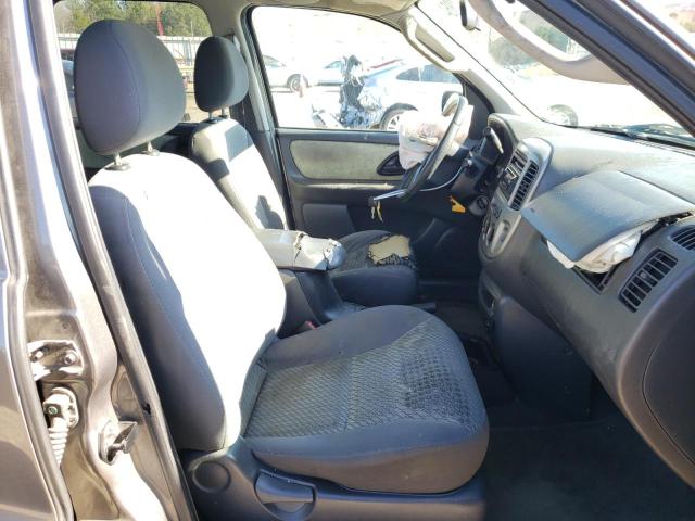 Photo 5 from auction – 2004 FORD ESCAPE XLT with VIN 1FMYU03174KA28587