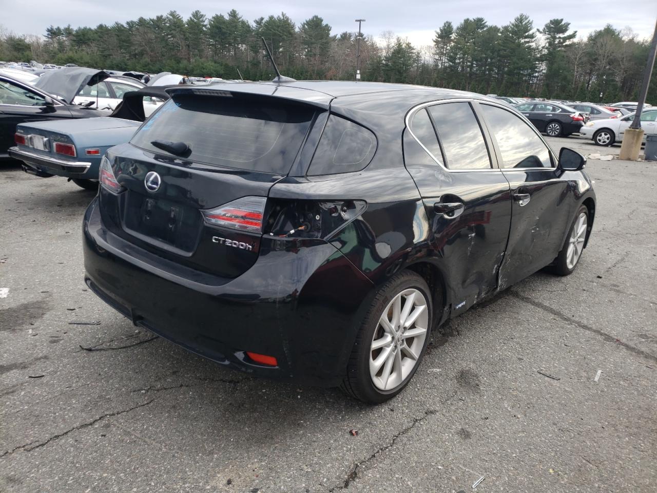 Photo 15 from auction – 2013 LEXUS CT 200 with VIN JTHKD5BH5D2141586