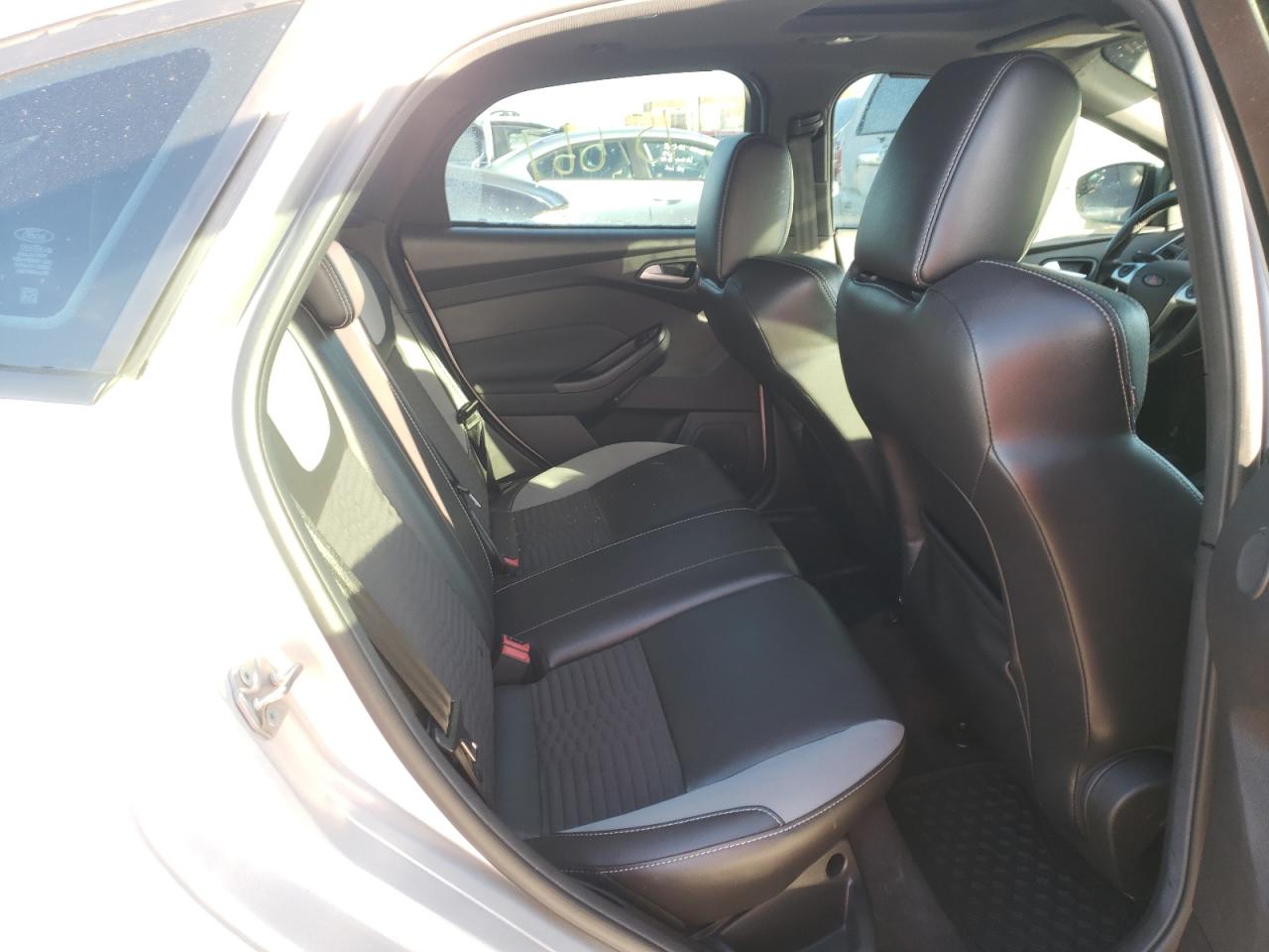 Photo 6 from auction – 2014 FORD FOCUS ST with VIN 1FADP3L90EL269250
