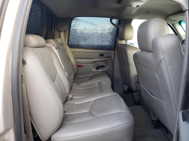 Photo 6 from auction – 2004 CHEVROLET SILVERADO with VIN 1GCHK23204F225849