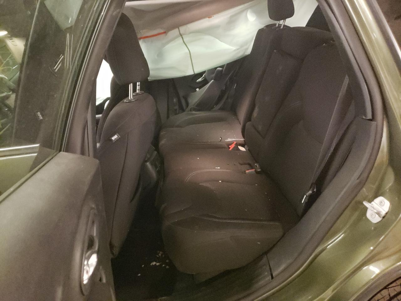 Photo 6 from auction – 2019 JEEP CHEROKEE L with VIN 1C4PJMCB4KD412532