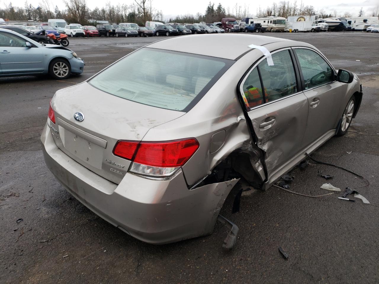 Photo 4 from auction – 2014 SUBARU LEGACY 2.5 with VIN 4S3BMBA61E3008934