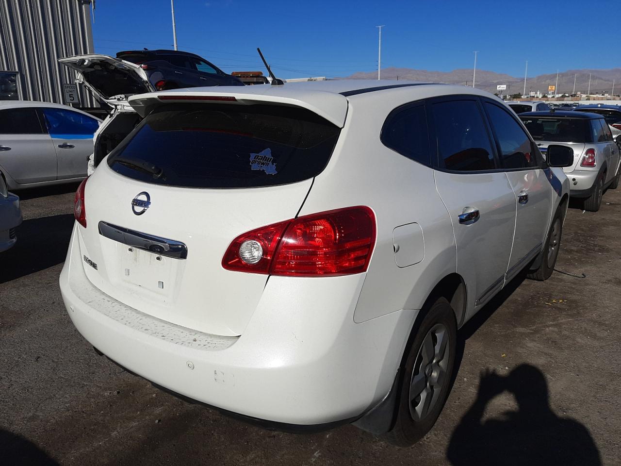 Photo 4 from auction – 2012 NISSAN ROGUE S with VIN JN8AS5MT2CW282826