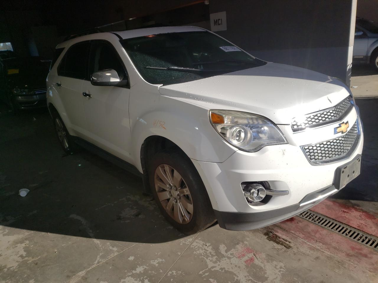 CHEVROLET EQUINOX LT 2011 with VIN 2CNALPEC8B6202985 - Photo from auction