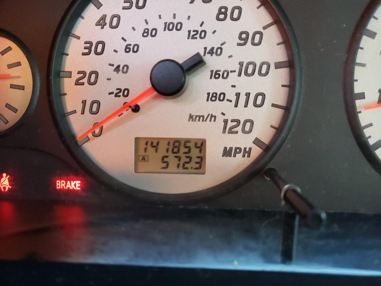 Photo 8 from auction – 2002 NISSAN PATHFINDER with VIN JN8DR09Y62W734484