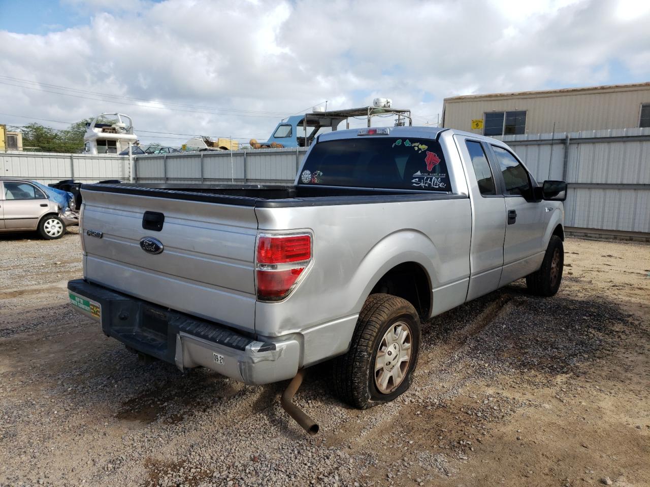 Photo 4 from auction – 2010 FORD F150 SUPER with VIN 1FTEX1C82AFD07919