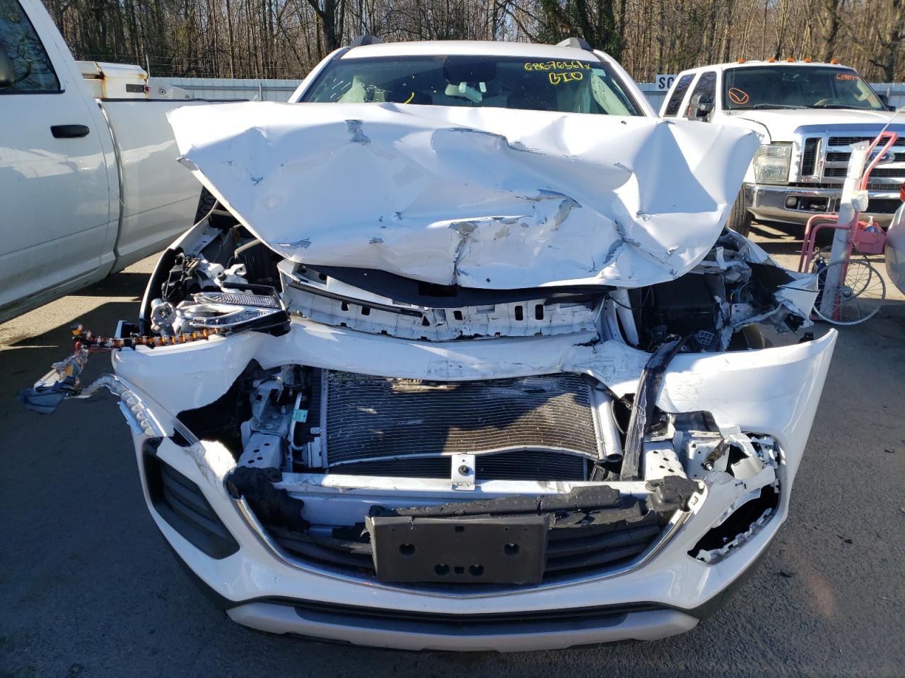 Photo 9 from auction – 2020 CHEVROLET TRAX 1LT with VIN 3GNCJLSB6LL234670
