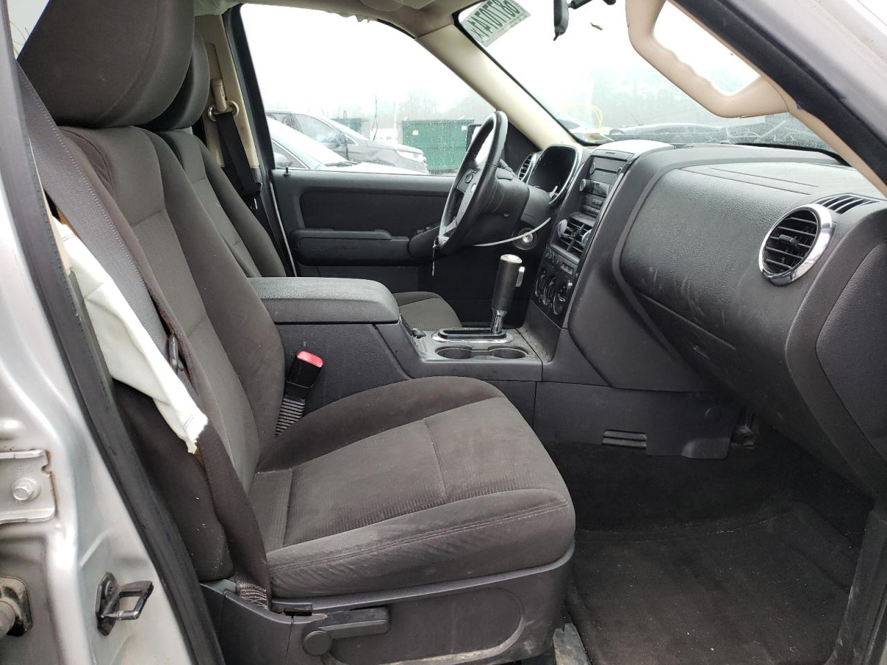 Photo 5 from auction – 2010 FORD EXPLORER X with VIN 1FMEU7DE5AUA15091