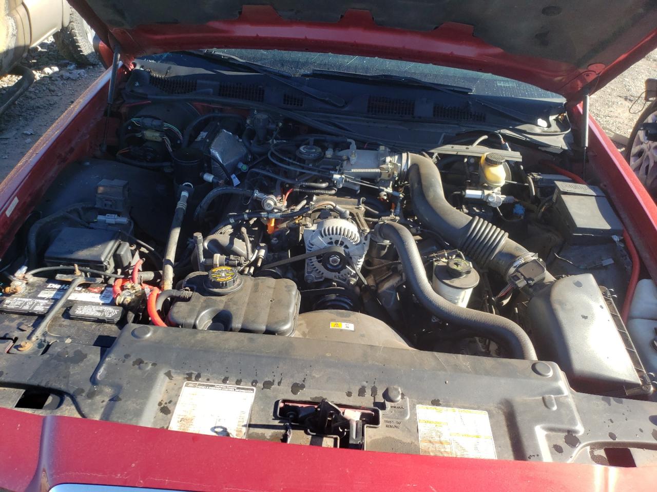 Photo 7 from auction – 2000 MERCURY GRAND MARQ with VIN 2MEFM75W3YX676653