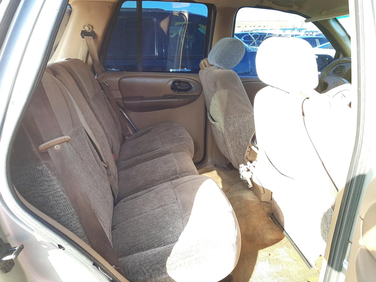 Photo 6 from auction – 2002 CHEVROLET TRAILBLAZE with VIN 1GNDS13S522455195