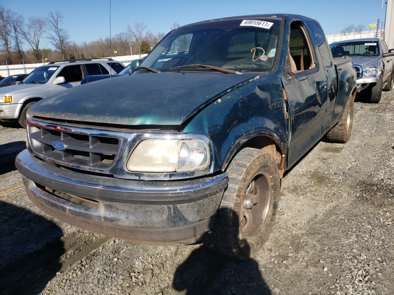 Photo 2 from auction – 1997 FORD F150 with VIN 1FTDX0765VKC99228