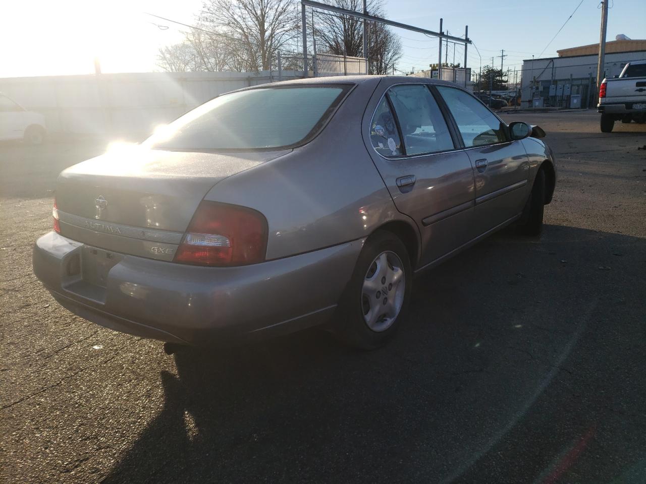 Photo 4 from auction – 2001 NISSAN ALTIMA XE with VIN 1N4DL01D51C243058