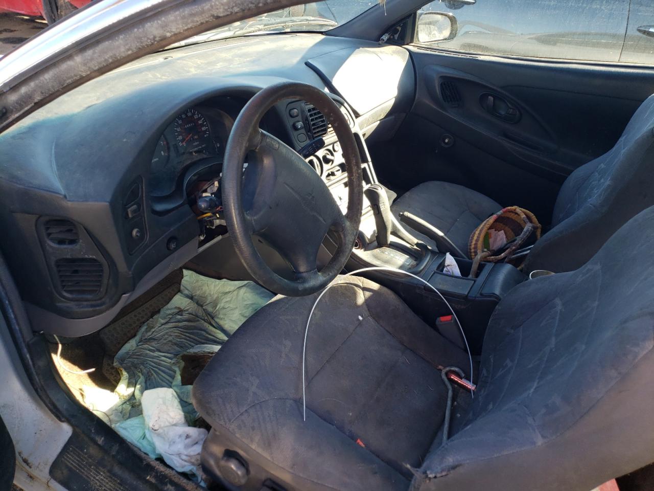 Photo 5 from auction – 1998 MITSUBISHI ECLIPSE RS with VIN 4A3AK34Y5WE050174