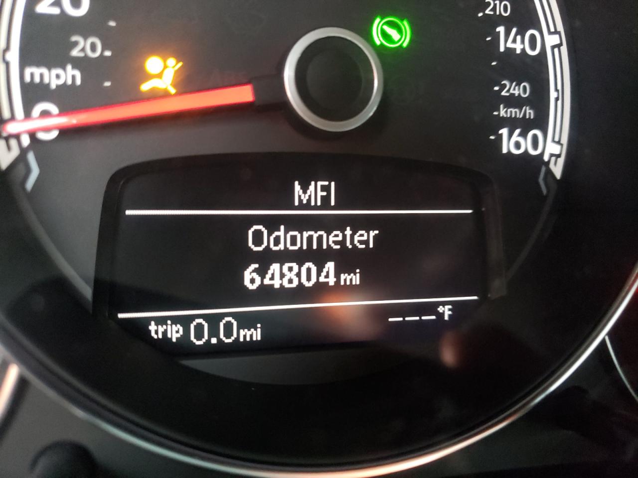 Photo 8 from auction – 2017 VOLKSWAGEN BEETLE 1.8 with VIN 3VWF17AT7HM610055