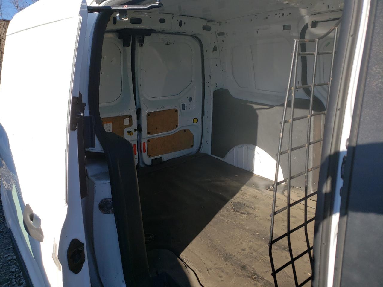 Photo 6 from auction – 2015 FORD TRANSIT CO with VIN NM0LS7E7XF1194087