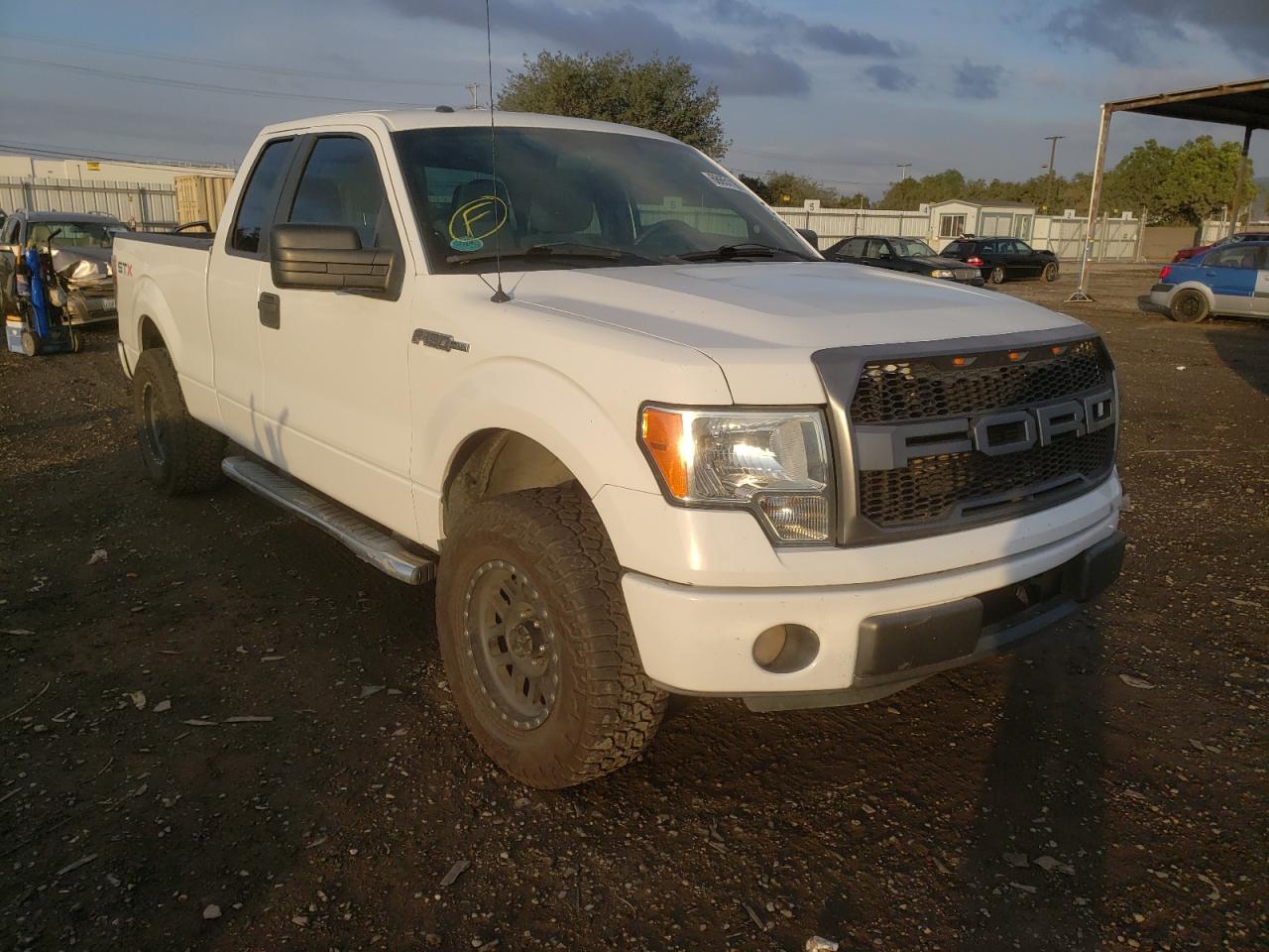 FORD F150 SUPER 2013 with VIN 1FTFX1CF0DFE06259 - Photo from auction