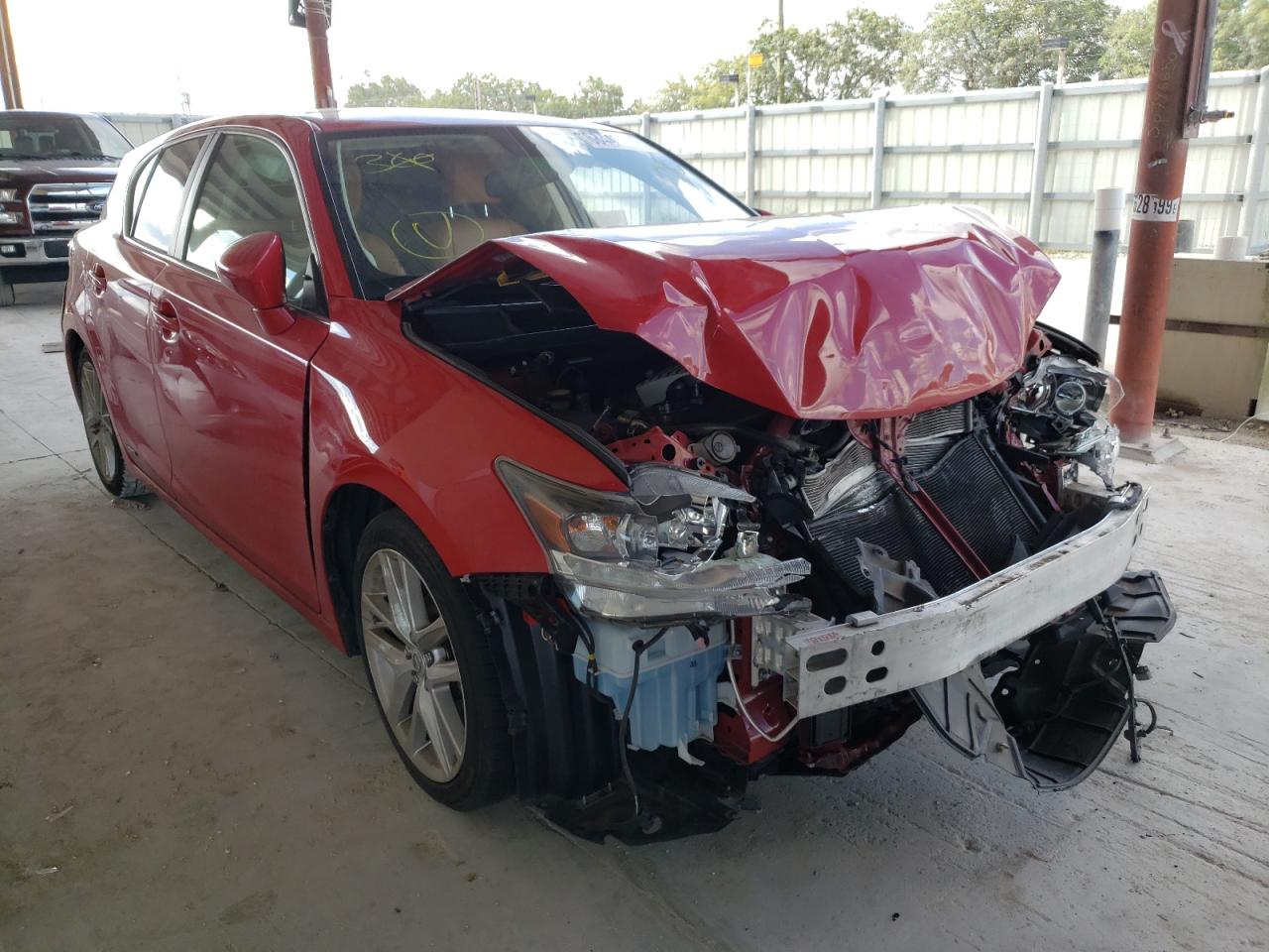 Photo 9 from auction – 2014 LEXUS CT 200 with VIN JTHKD5BH6E2181032