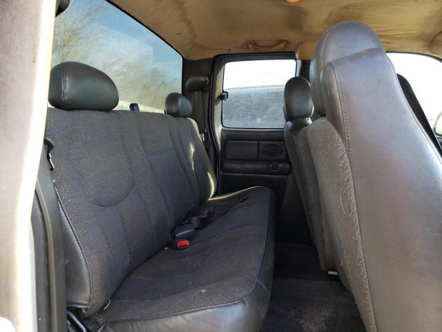 Photo 6 from auction – 2003 CHEVROLET SILVERADO with VIN 2GCEC19V531254359