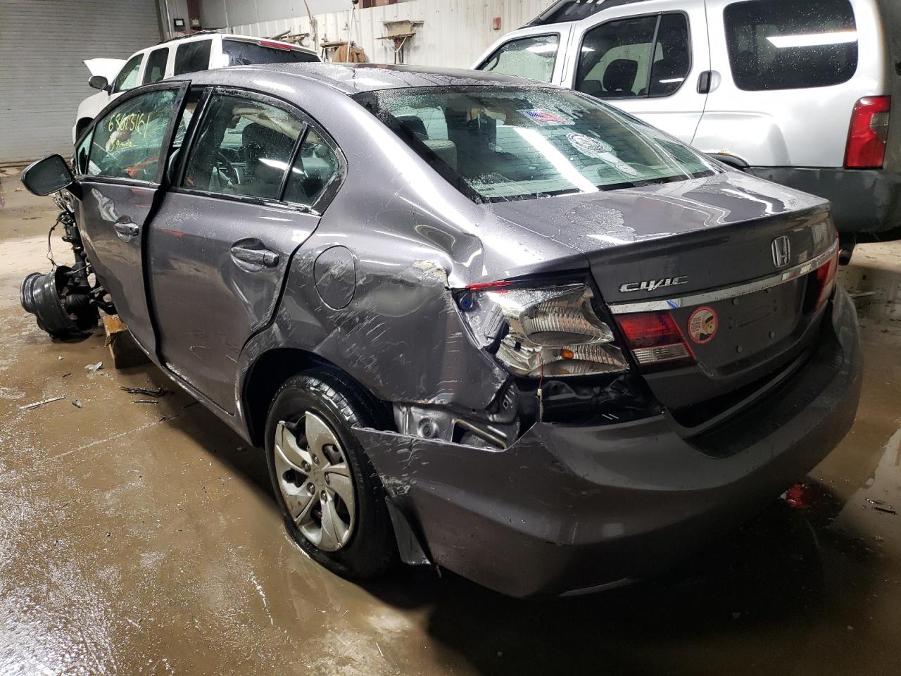 Photo 3 from auction – 2015 HONDA CIVIC LX with VIN 19XFB2F50FE039948
