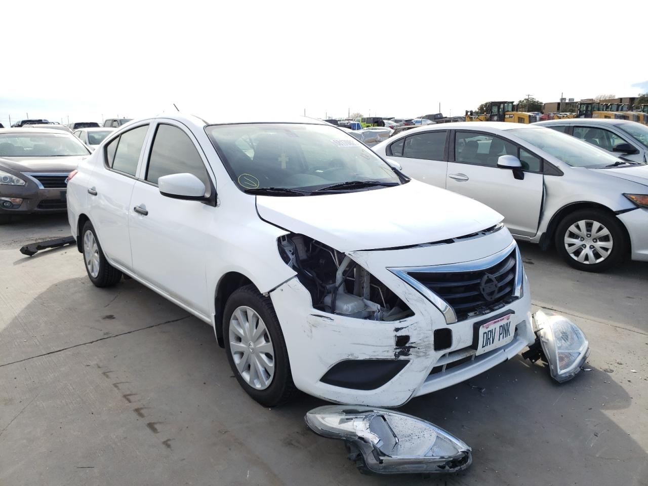 NISSAN VERSA S 2017 with VIN 3N1CN7AP1HL898516 - Photo from auction