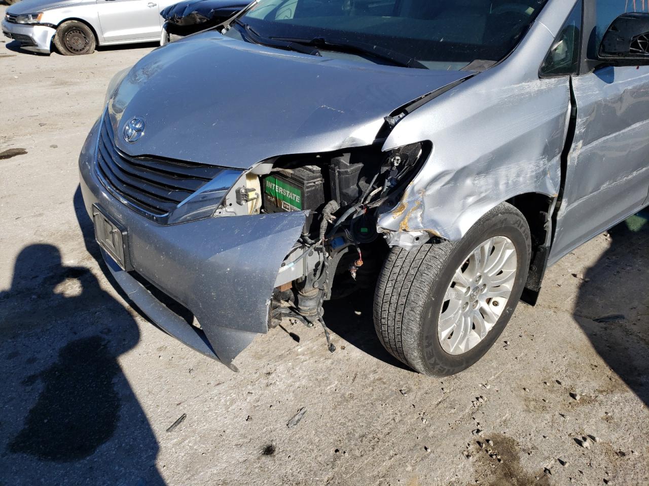 Photo 9 from auction – 2014 TOYOTA SIENNA XLE with VIN 5TDYK3DCXES460144