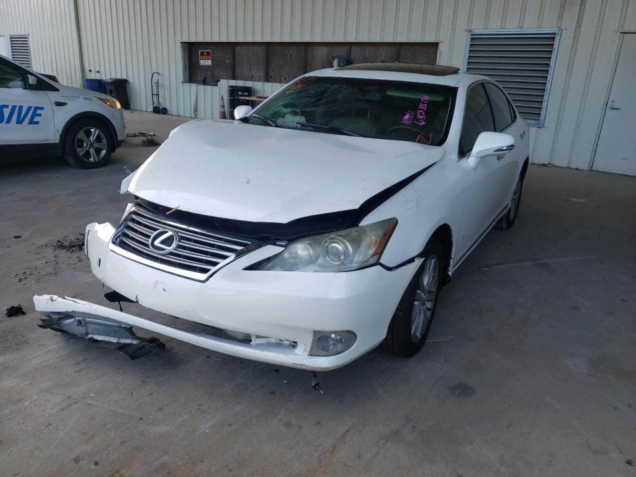Photo 2 from auction – 2011 LEXUS ES 350 with VIN JTHBK1EG7B2443699