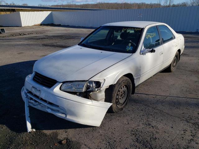 Photo 2 from auction – 2001 TOYOTA CAMRY CE with VIN JT2BF22KX10290727
