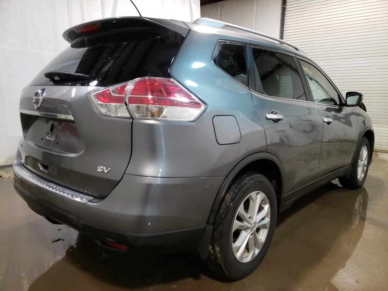Photo 4 from auction – 2015 NISSAN ROGUE S with VIN KNMAT2MT0FP585061