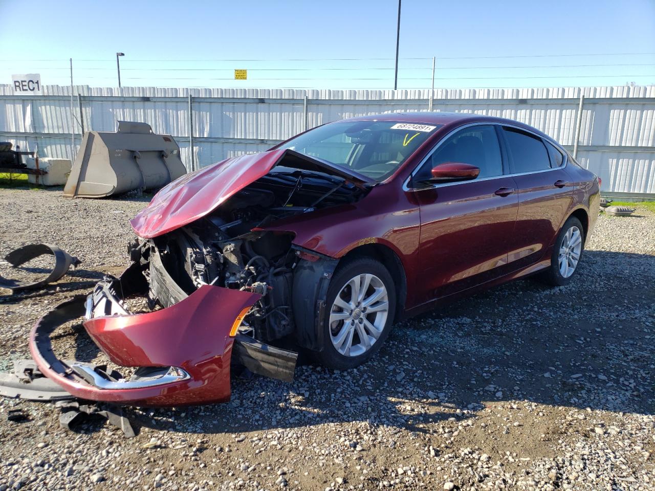 Photo 2 from auction – 2015 CHRYSLER 200 LIMITE with VIN 1C3CCCAB4FN657518