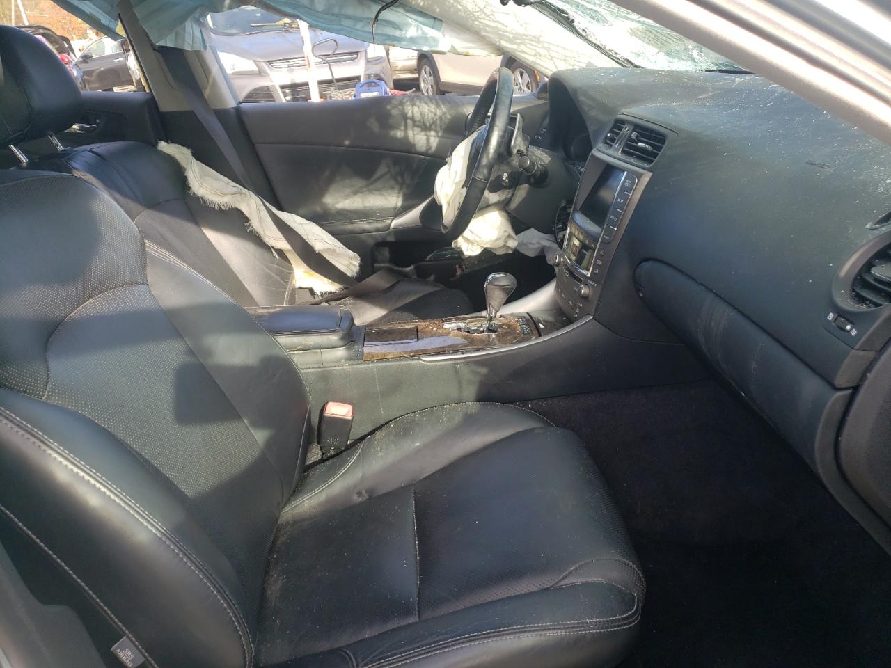 Photo 5 from auction – 2009 LEXUS IS 250 with VIN JTHCK262892030536