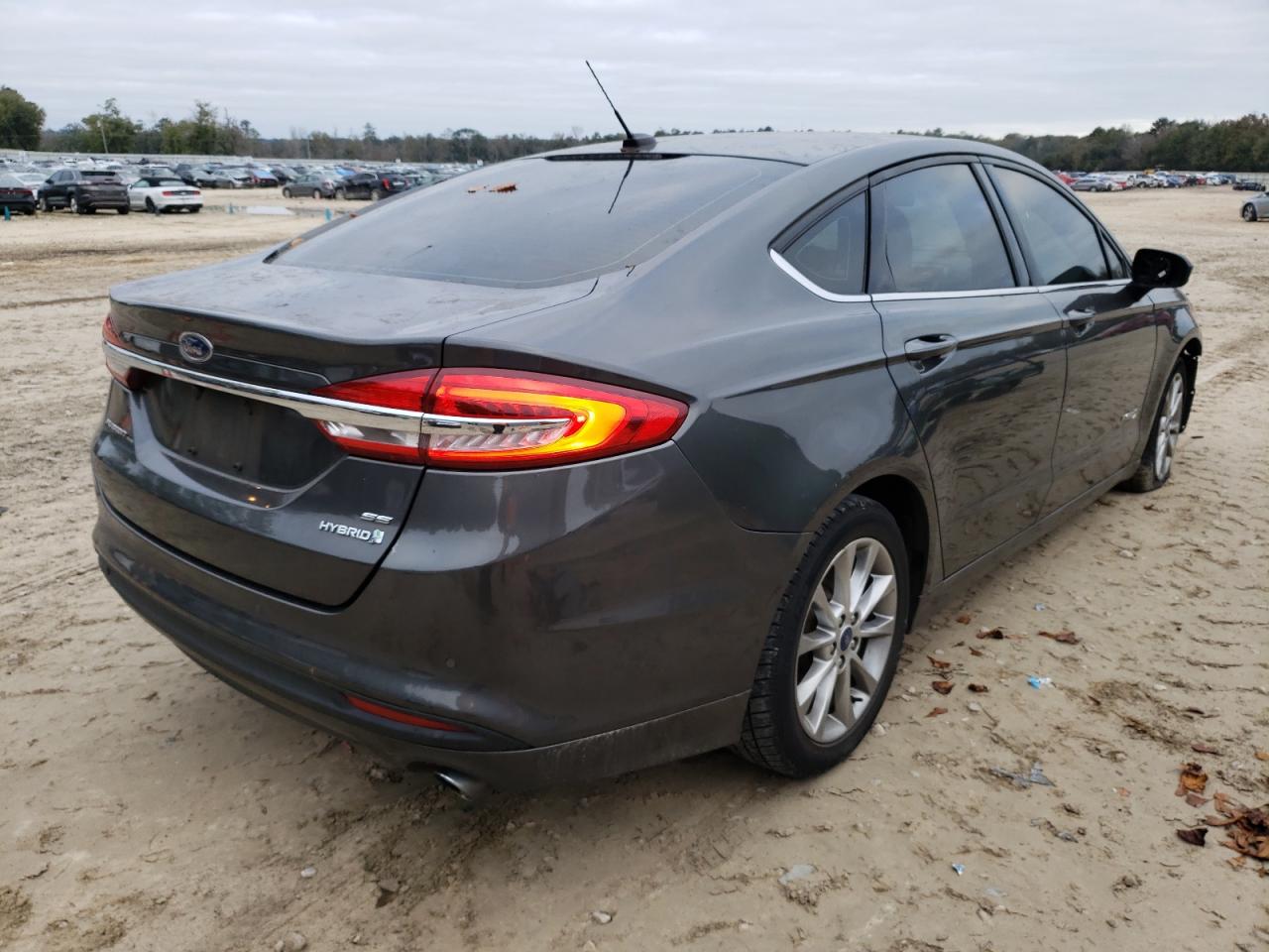 Photo 4 from auction – 2017 FORD FUSION SE with VIN 3FA6P0LU3HR251214