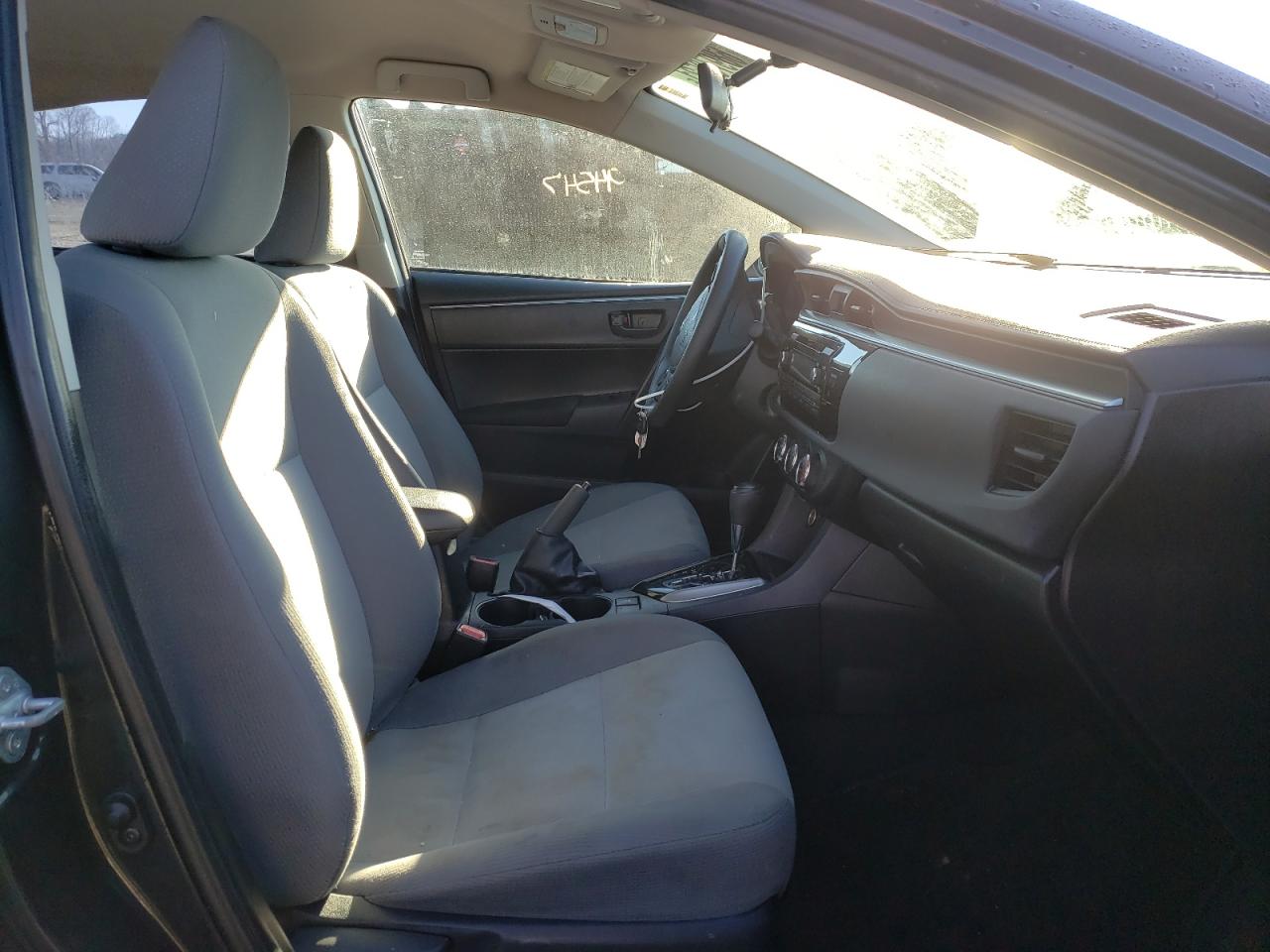 Photo 5 from auction – 2014 TOYOTA COROLLA L with VIN 2T1BURHE8EC045797