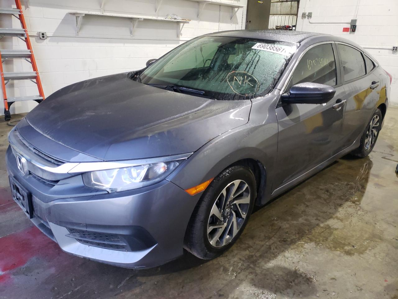 Photo 2 from auction – 2016 HONDA CIVIC EX with VIN 2HGFC2F74GH503023