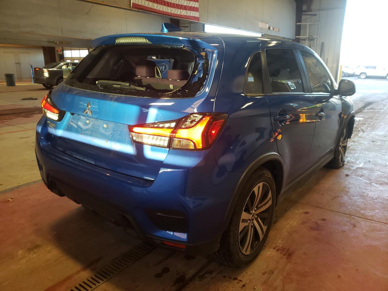 Photo 4 from auction – 2020 MITSUBISHI OUTLANDER with VIN JA4AP3AU1LU007775