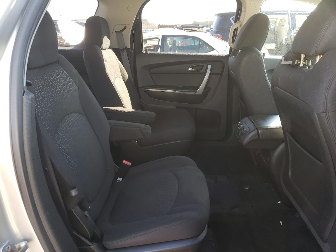Photo 6 from auction – 2011 GMC ACADIA SLE with VIN 1GKKVPED1BJ328754
