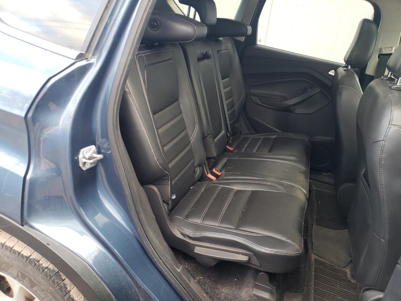 Photo 6 from auction – 2018 FORD ESCAPE SEL with VIN 1FMCU9HD0JUC14988