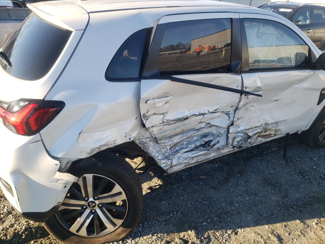 Photo 9 from auction – 2020 MITSUBISHI OUTLANDER with VIN JA4AP3AU4LU009214