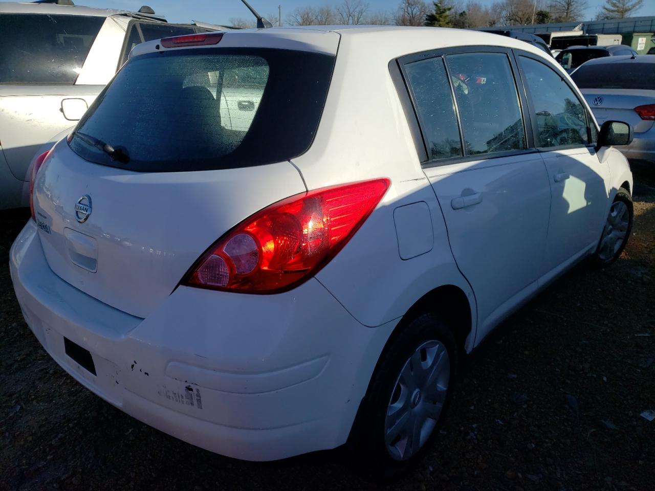 Photo 4 from auction – 2011 NISSAN VERSA S with VIN 3N1BC1CP5BL441081