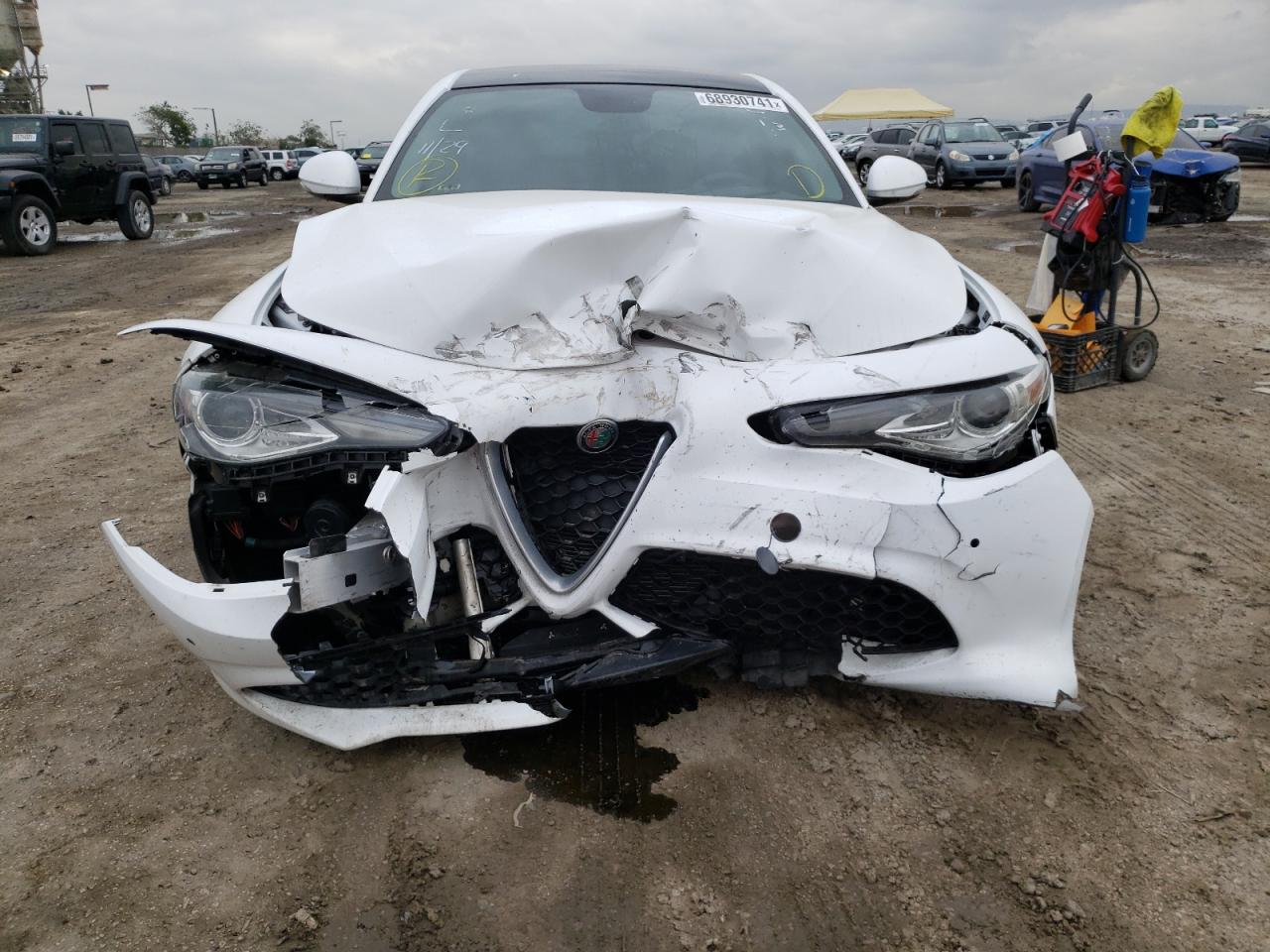 Photo 9 from auction – 2018 ALFA ROMEO GIULIA TI with VIN ZARFAECNXJ7599452