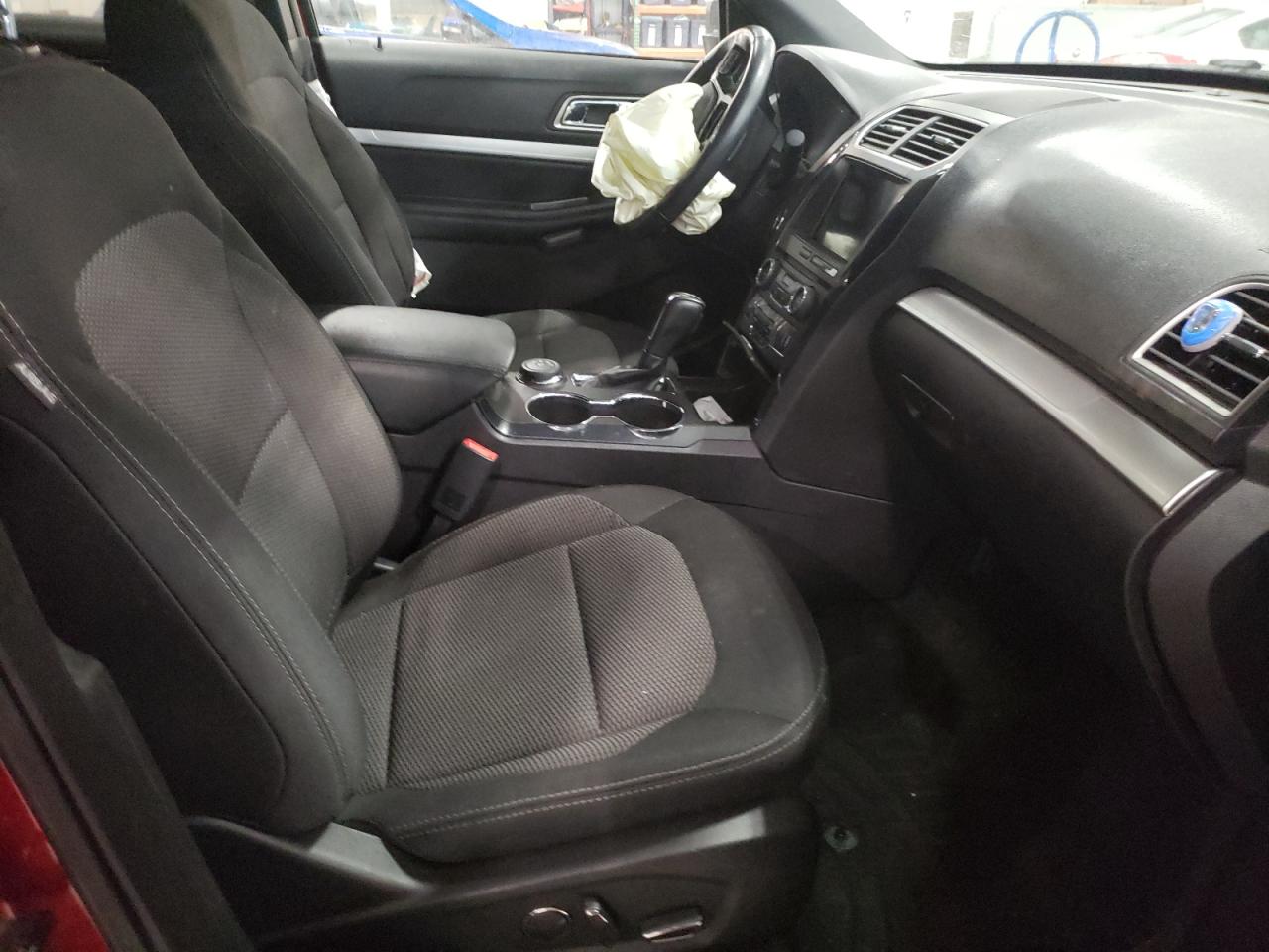 Photo 5 from auction – 2017 FORD EXPLORER X with VIN 1FM5K8D81HGD81094